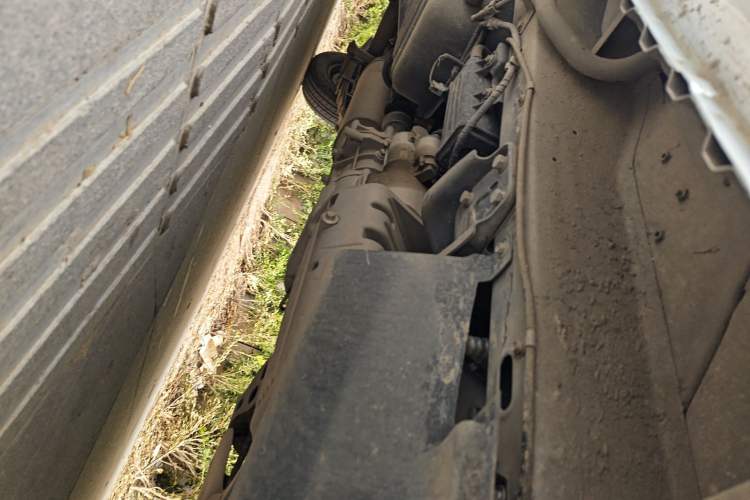 Used Wuling Rongguang 2021 1.5L Extended Basic Window-Sealed 5-Seat L3C Car Chassis Front Right