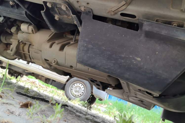 Used Wuling Rongguang 2021 1.5L Extended Basic Version L3C Chassis Front Right