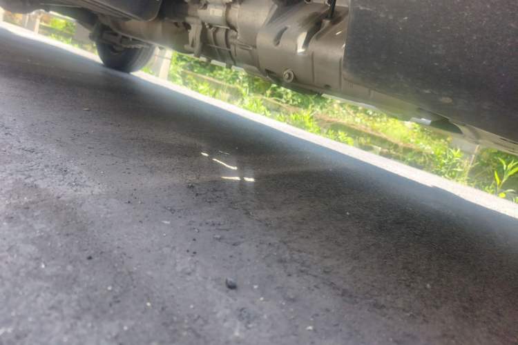 Used Wuling Rongguang 2021 1.5L Extended Standard Version with Air Conditioning – L3C Chassis Front Right