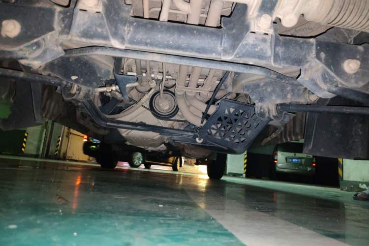 Used Wuling Rongguang 2021 1.5L Extended Standard Version with Air Conditioning – L3C Chassis Front