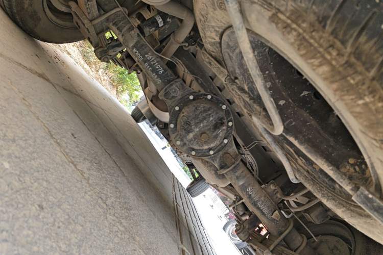 Used Wuling Rongguang 2021 1.5L Extended Basic Window-Sealed 5-Seat L3C Car Chassis Rear