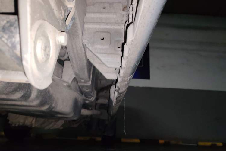 Used Wuling Rongguang 2021 1.5L Extended Standard Version with Air Conditioning – L3C Chassis Rear Right