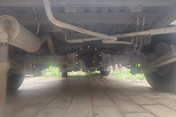 Used Wuling Rongguang 2021 1.5L Extended Basic Window-Sealed 5-Seat L3C Car Chassis Rear