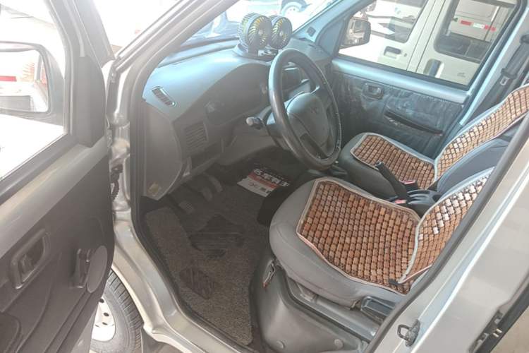 Used Wuling Rongguang 2021 1.5L Extended Basic Enclosed-Window Vehicle 2 Seats L3C Driver Seat