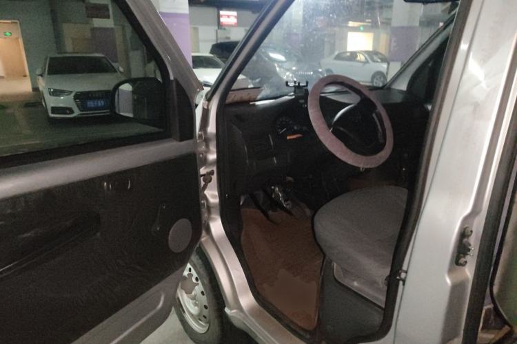 Used Wuling Rongguang 2021 1.5L Extended Basic Enclosed-Window Vehicle 2 Seats L3C Driver Seat