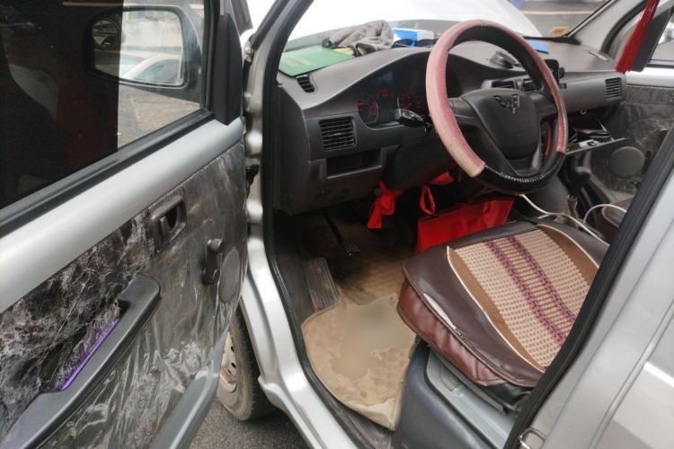 Used Wuling Rongguang 2021 1.5L Extended Basic Version L3C Driver Seat