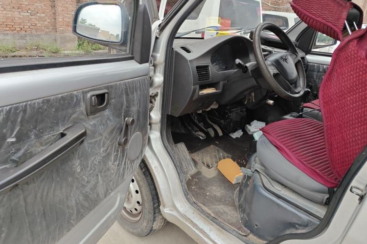 Used Wuling Rongguang 2021 1.5L Extended Basic Enclosed-Window Vehicle 2 Seats L3C Driver Seat