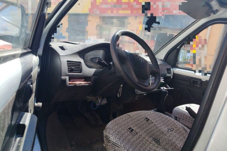 Used Wuling Rongguang 2021 1.5L Extended Basic Enclosed-Window Vehicle 2 Seats L3C Driver Seat