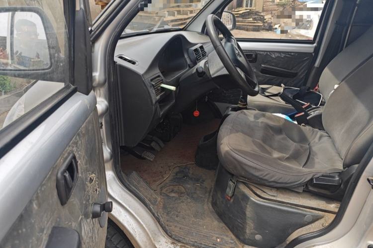 Used Wuling Rongguang 2021 1.5L Extended Basic Enclosed-Window Vehicle 2 Seats L3C Driver Seat