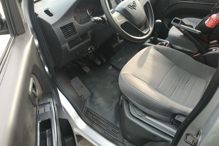 Used Wuling Rongguang 2021 1.5L Extended Standard-Size Enclosed Window Vehicle Power-Assist Version 2 Seats L3C Driver Seat
