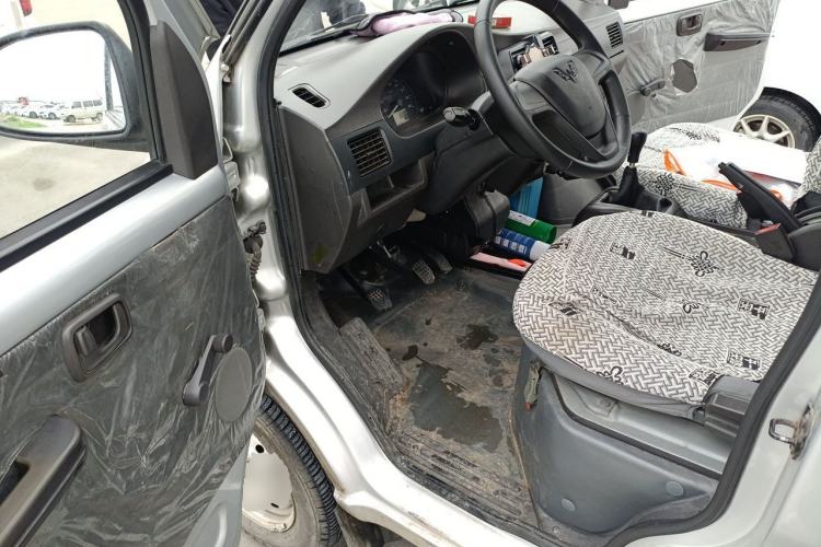 Used Wuling Rongguang 2021 1.5L Extended Basic Enclosed-Window Vehicle 2 Seats L3C Driver Seat
