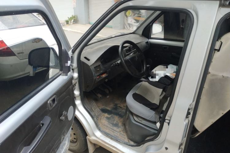 Used Wuling Rongguang 2021 1.5L Extended Basic Enclosed-Window Vehicle 2 Seats L3C Driver Seat