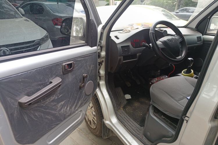 Used Wuling Rongguang 2021 1.5L Extended Basic Version L3C Driver Seat