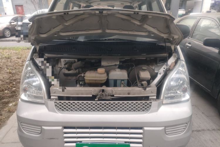 Used Wuling Rongguang 2021 1.5L Extended Standard Version with Air Conditioning – L3C Engine Bay