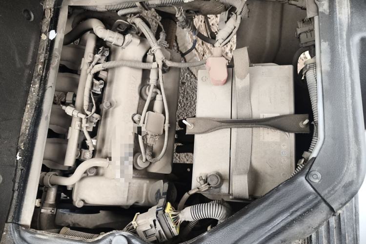 Used Wuling Rongguang 2021 1.2L S Base 7-Seater LSI Engine Bay