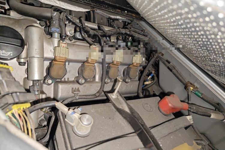 Used Wuling Rongguang 2021 1.5L Extended Basic Version L3C Engine Bay