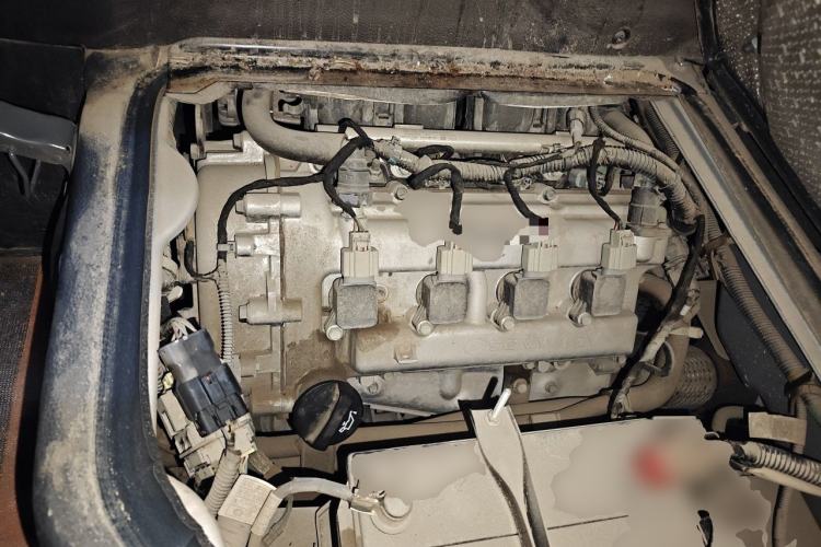 Used Wuling Rongguang 2021 1.5L Extended Basic Version L3C Engine Bay