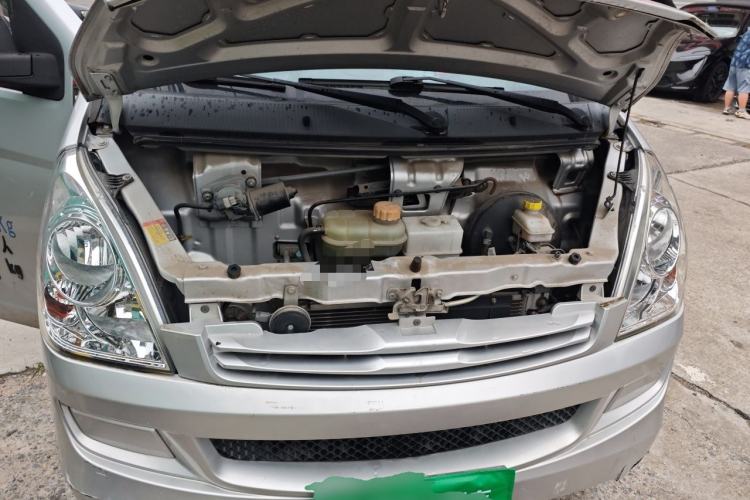 Used Wuling Rongguang 2021 1.2L S Basic Model Enclosed-Window Vehicle Practical 2-Seat LSI Engine Bay