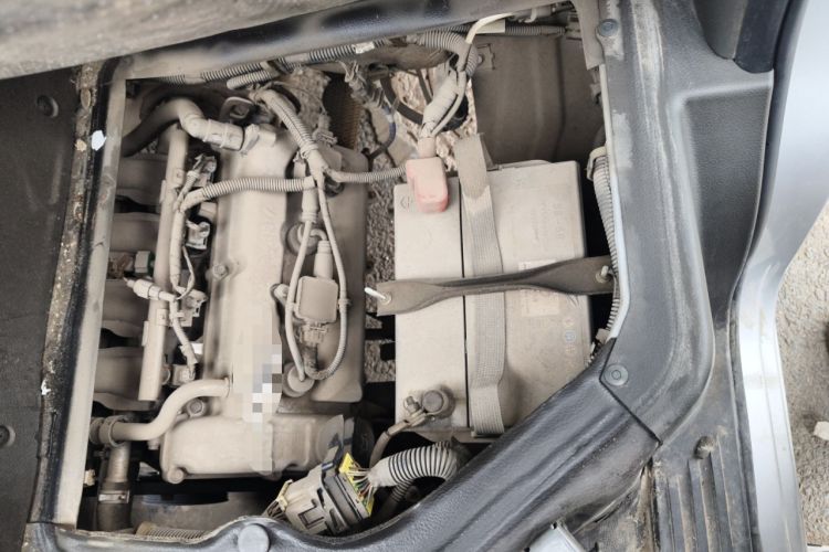 Used Wuling Rongguang 2021 1.2L S Base 7-Seater LSI Engine Bay Left