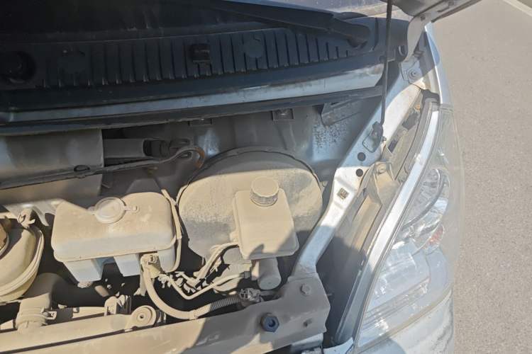 Used Wuling Rongguang 2021 1.5L Extended Basic Enclosed-Window Vehicle 2 Seats L3C Engine Bay Left