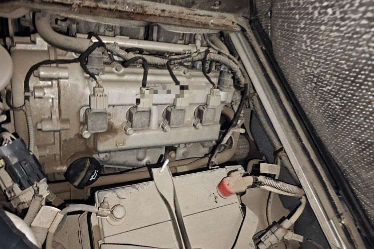 Used Wuling Rongguang 2021 1.5L Extended Basic Version L3C Engine Bay Left