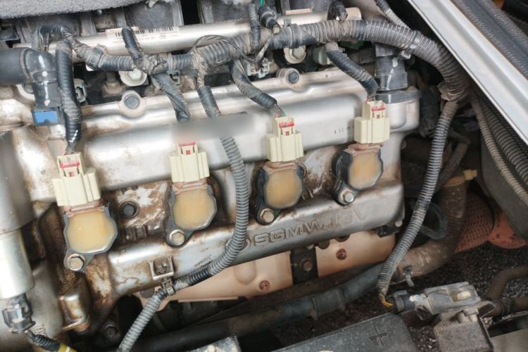 Used Wuling Rongguang 2021 1.5L Extended Basic Version L3C Engine Bay Left