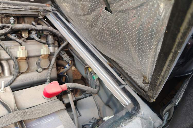 Used Wuling Rongguang 2021 1.5L Extended Basic Enclosed-Window Vehicle 2 Seats L3C Engine Bay Left