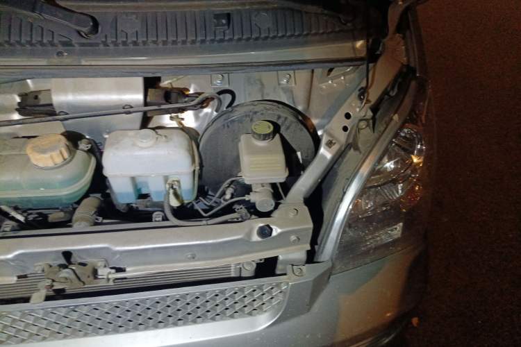 Used Wuling Rongguang 2021 1.5L Extended Basic Enclosed-Window Vehicle 2 Seats L3C Engine Bay Left