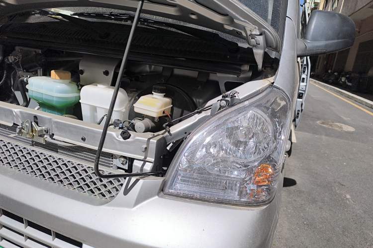 Used Wuling Rongguang 2021 1.5L Extended Standard-Size Window-Sealed Vehicle Air-Conditioned 2-Seater L3C Engine Bay Left