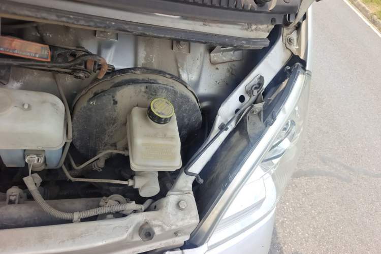 Used Wuling Rongguang 2021 1.5L Extended Basic Enclosed-Window Vehicle 2 Seats L3C Engine Bay Left