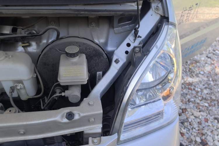 Used Wuling Rongguang 2021 1.5L Extended Basic Version L3C Engine Bay Left