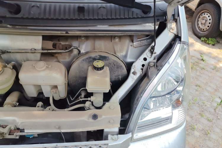 Used Wuling Rongguang 2021 1.5L Extended Basic Version L3C Engine Bay Left