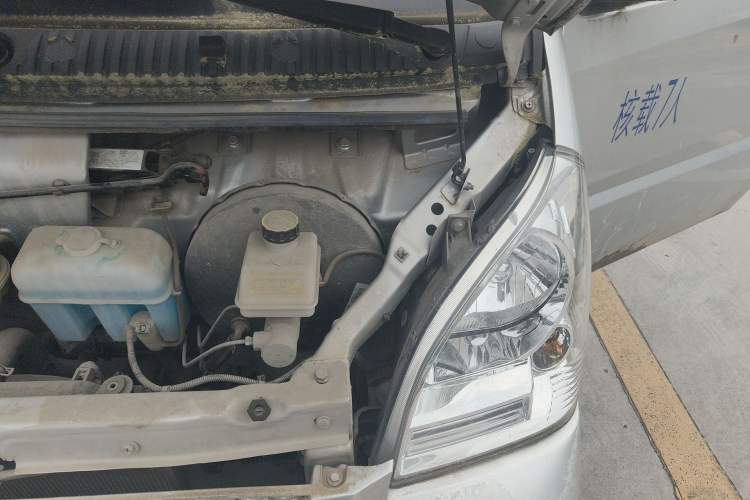 Used Wuling Rongguang 2021 1.5L Extended Basic Version L3C Engine Bay Left