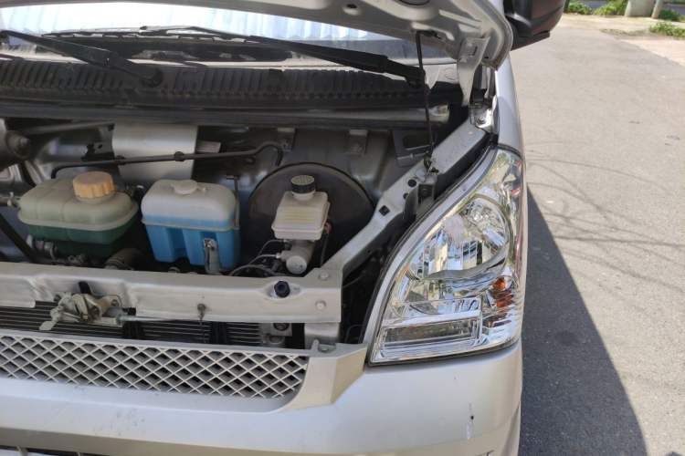Used Wuling Rongguang 2021 1.5L Extended Standard Version with Air Conditioning – L3C Engine Bay Left