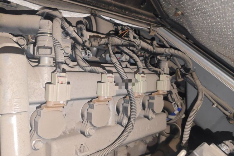 Used Wuling Rongguang 2021 1.5L Extended Standard-Size Window-Sealed Vehicle Air-Conditioned 2-Seater L3C Engine Bay Left