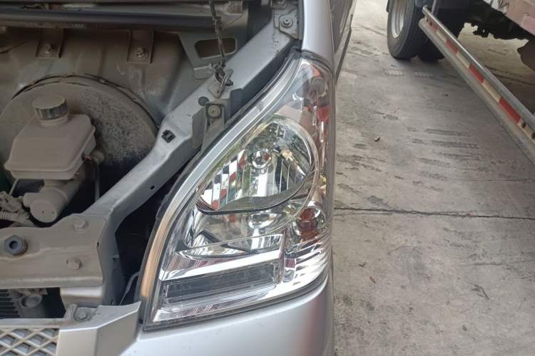 Used Wuling Rongguang 2021 1.5L Extended Basic Enclosed-Window Vehicle 2 Seats L3C Engine Bay Left