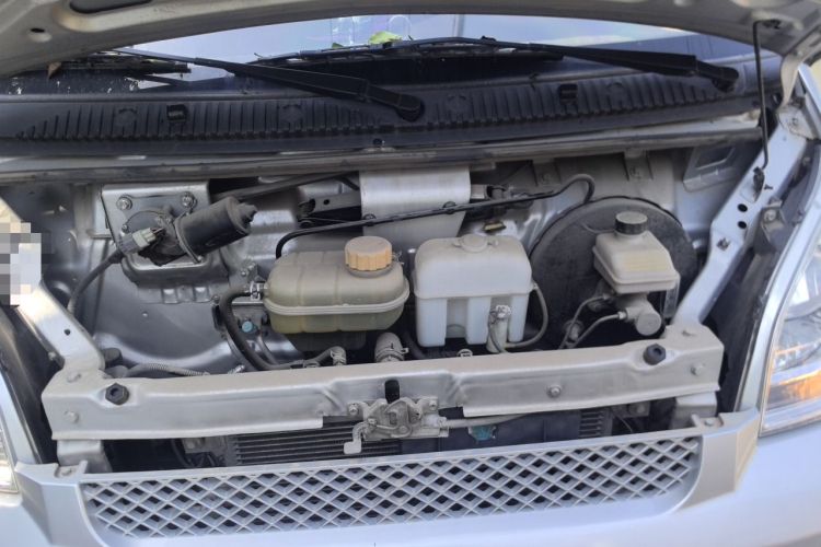 Used Wuling Rongguang 2021 1.5L Extended Basic Version L3C Engine Bay
