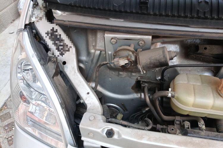 Used Wuling Rongguang 2021 1.5L Extended Basic Enclosed-Window Vehicle 2 Seats L3C Engine Bay Right