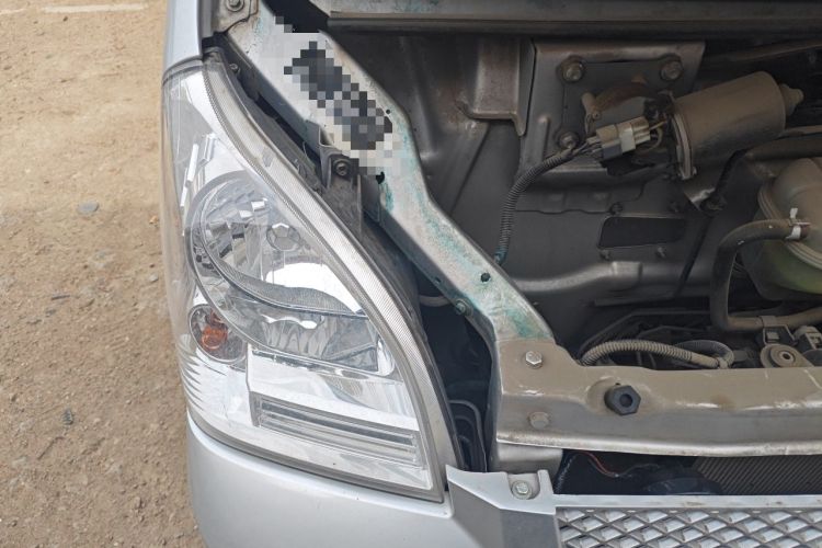 Used Wuling Rongguang 2021 1.5L Extended Basic Enclosed-Window Vehicle 2 Seats L3C Engine Bay Right