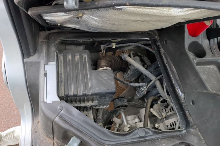 Used Wuling Rongguang 2021 1.2L S Base Model 5-Seater LSI Engine Bay Right