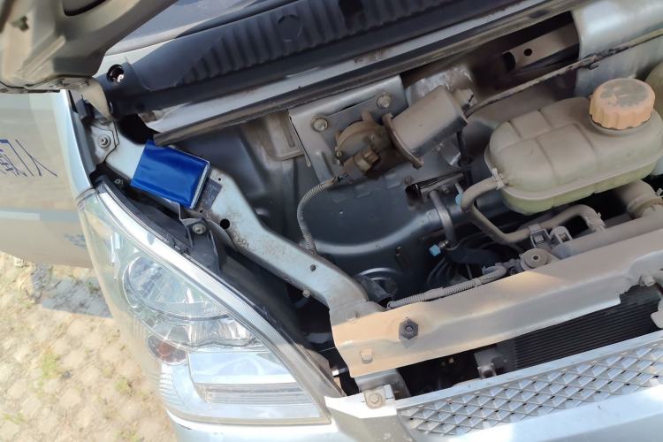 Used Wuling Rongguang 2021 1.5L Extended Basic Version L3C Engine Bay Right