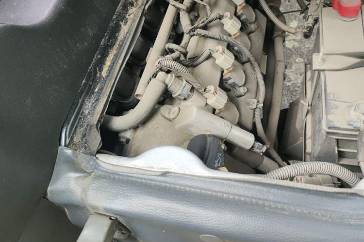 Used Wuling Rongguang 2021 1.5L Extended Standard Model Enclosed-Window Vehicle, Air-Conditioned Version, 2-seater LAR Engine Bay Right