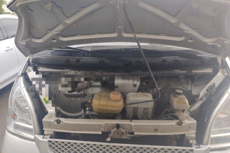 Used Wuling Rongguang 2021 1.5L Extended Standard Version with Power Steering L3C Engine Bay