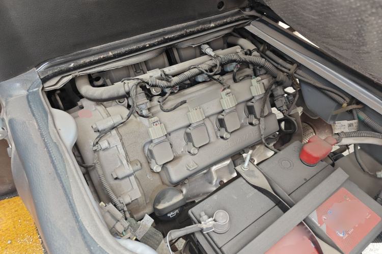 Used Wuling Rongguang 2021 1.5L Extended Basic Enclosed-Window Vehicle 2 Seats L3C Engine Bay