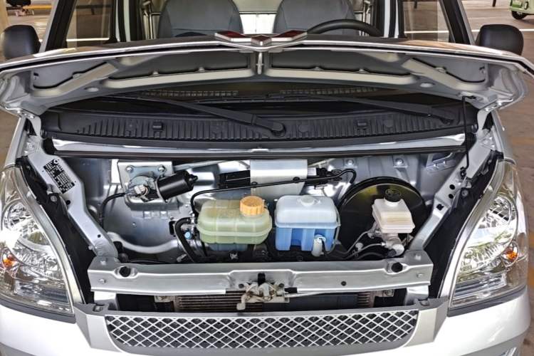 Used Wuling Rongguang 2021 1.5L Extended Basic Model Enclosed-Window Vehicle, 2-seater LAR Engine Bay