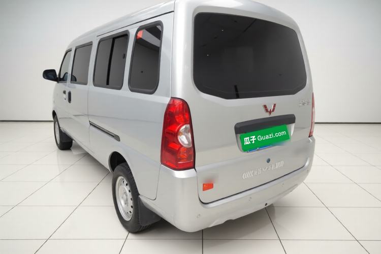 Used Wuling Rongguang 2021 1.5L Extended Basic Version L3C Exterior 2