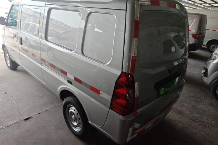 Used Wuling Rongguang 2021 1.5L Extended Basic Enclosed-Window Vehicle 2 Seats L3C Exterior 2