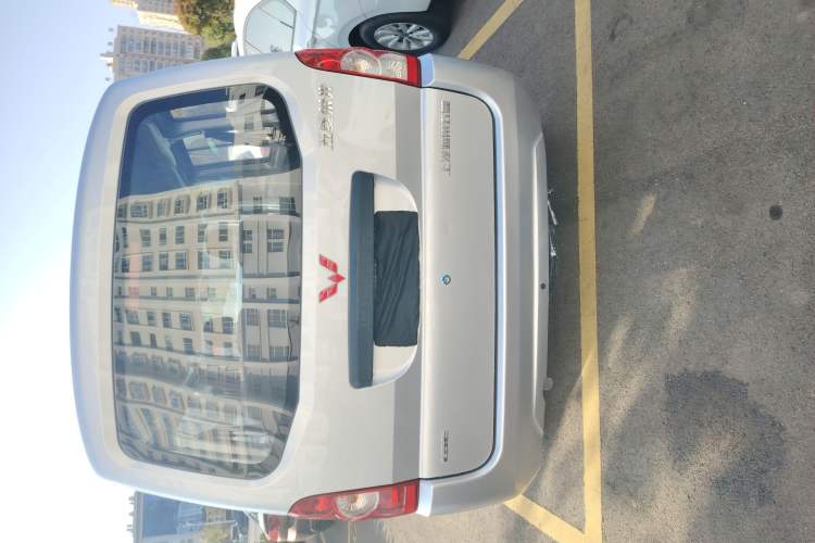 Used Wuling Rongguang 2021 1.5L Extended Basic Version L3C Exterior 3