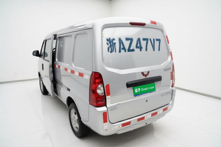 Used Wuling Rongguang 2021 1.5L Extended Basic Model Enclosed-Window Vehicle, 5-seater LAR Exterior 3