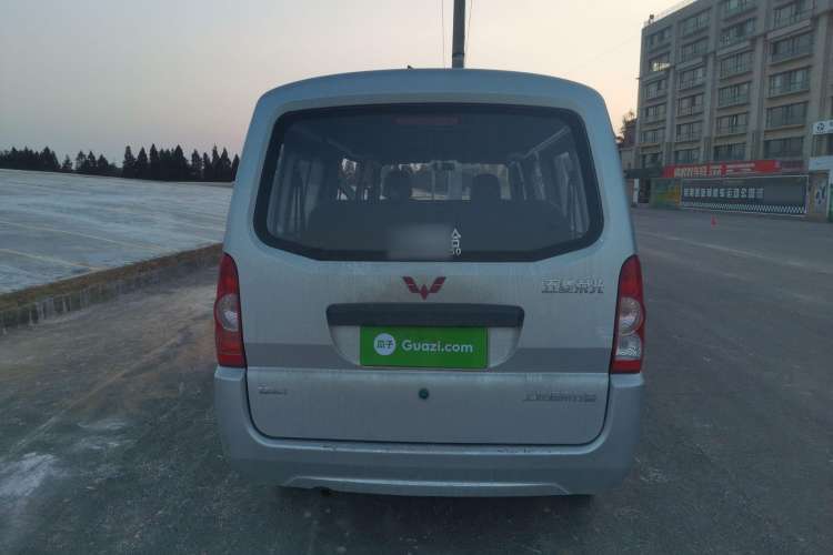 Used Wuling Rongguang 2021 1.5L Extended Basic Version L3C Exterior 4